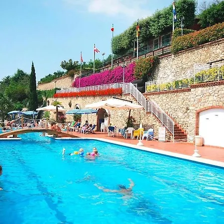 In With Terrace Διαμέρισμα